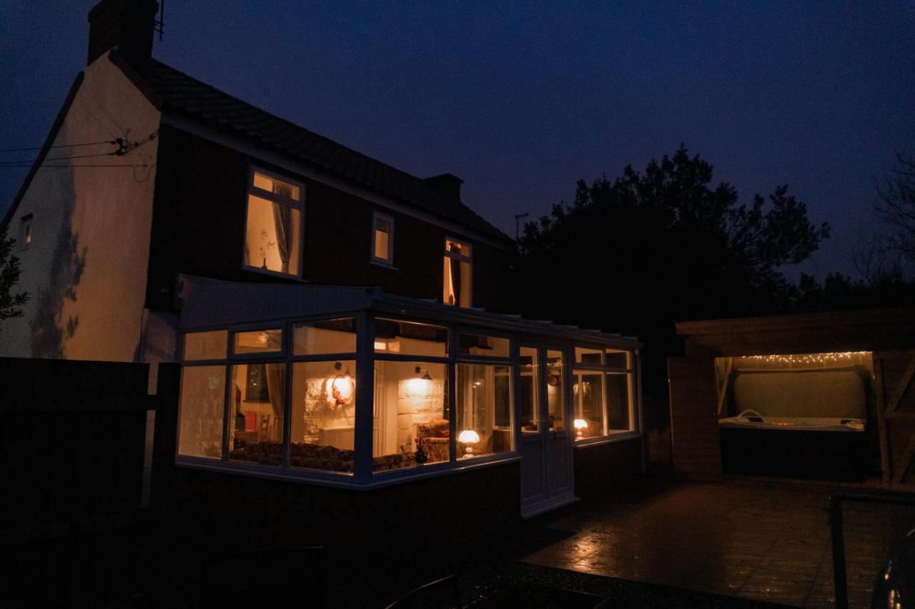 Hot Tub Pet Friendly Luxury Cosy Cottage, Near Withernsea And Patrington Welwick Екстериор снимка