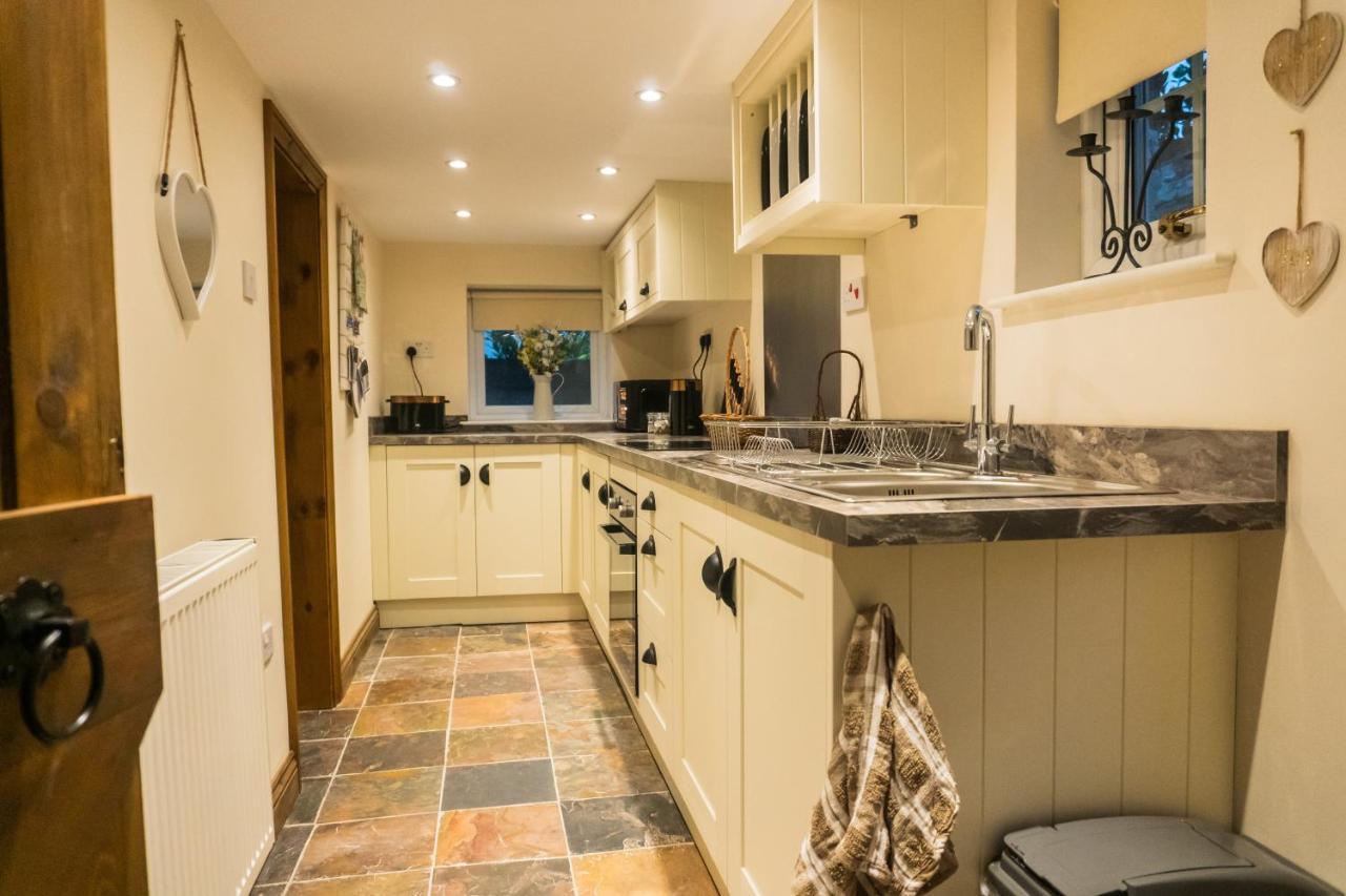 Hot Tub Pet Friendly Luxury Cosy Cottage, Near Withernsea And Patrington Welwick Екстериор снимка